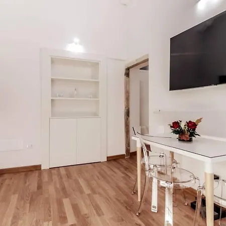 דירה Navona Luxury Loft With Terrace